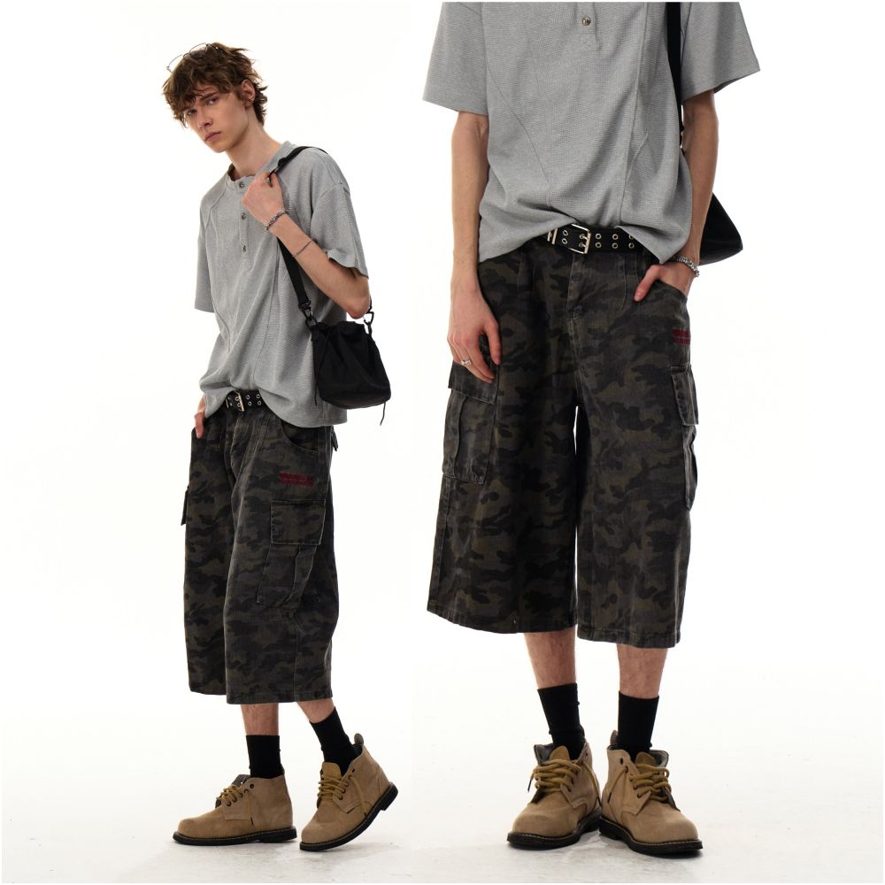 MRNEARLY American retro workwear pants camouflage cropped pants men s lazy wide leg casual shorts for summer image 3