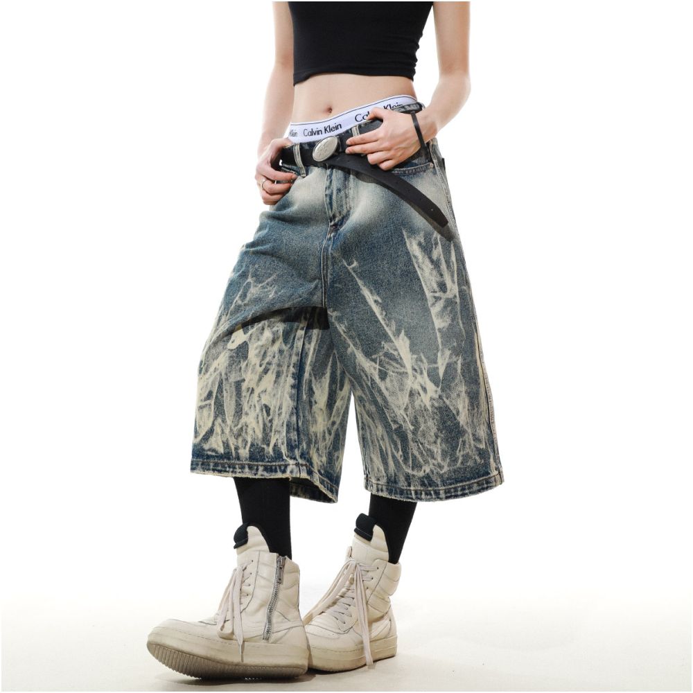 MRNEARLY American Retro New Lightning Flame Pattern Cowboy Shorts for Men in Summer Loose and Handsome Seven Point Pants image 1